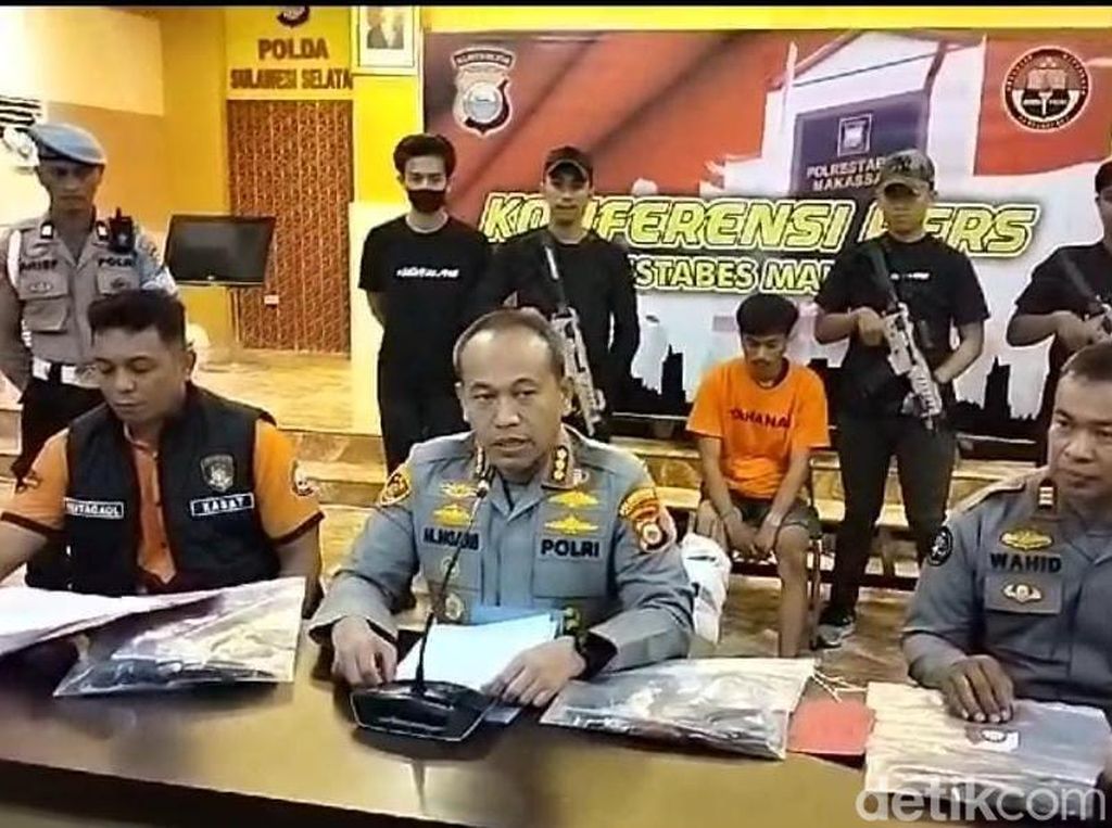 Pria Serang 2 Warga Makassar Pakai Busur Panah Ditangkap, 5 Orang Buron
